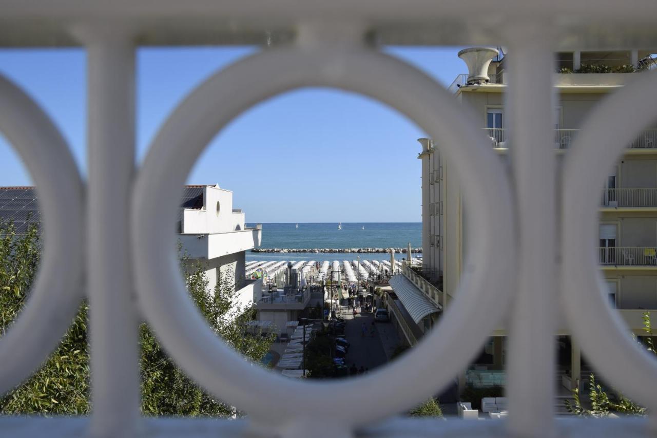 Hotel Des Bains 卡托利卡 外观 照片