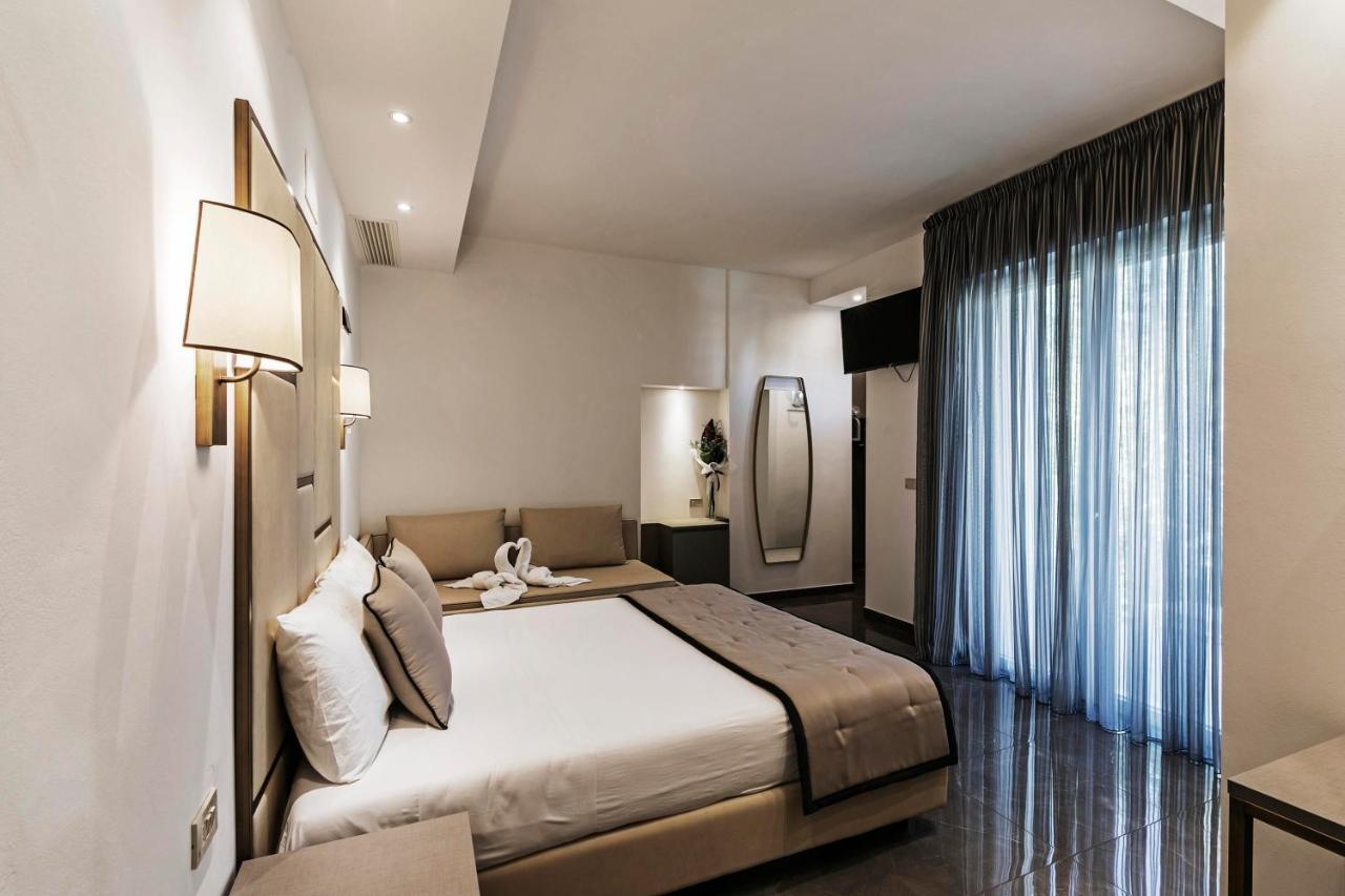 Hotel Des Bains 卡托利卡 外观 照片