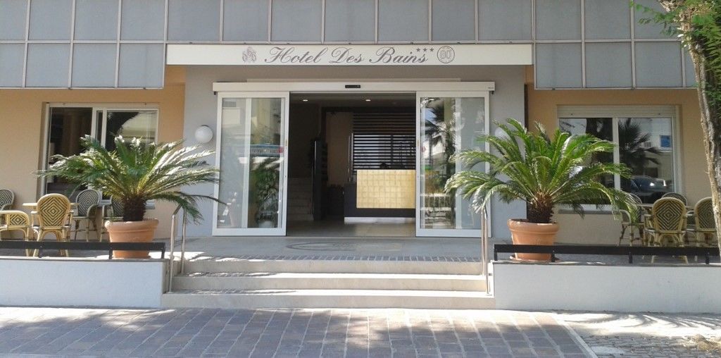 Hotel Des Bains 卡托利卡 外观 照片